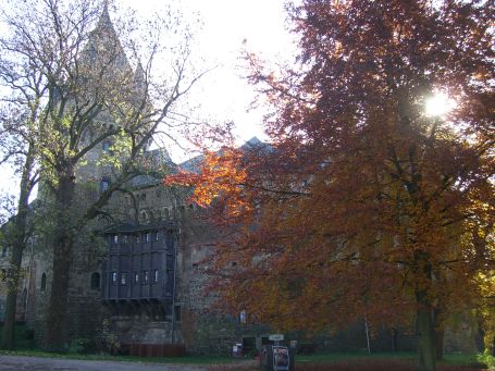Grevenbroich : Schloss Hülchrath, Herbststimmung im Park